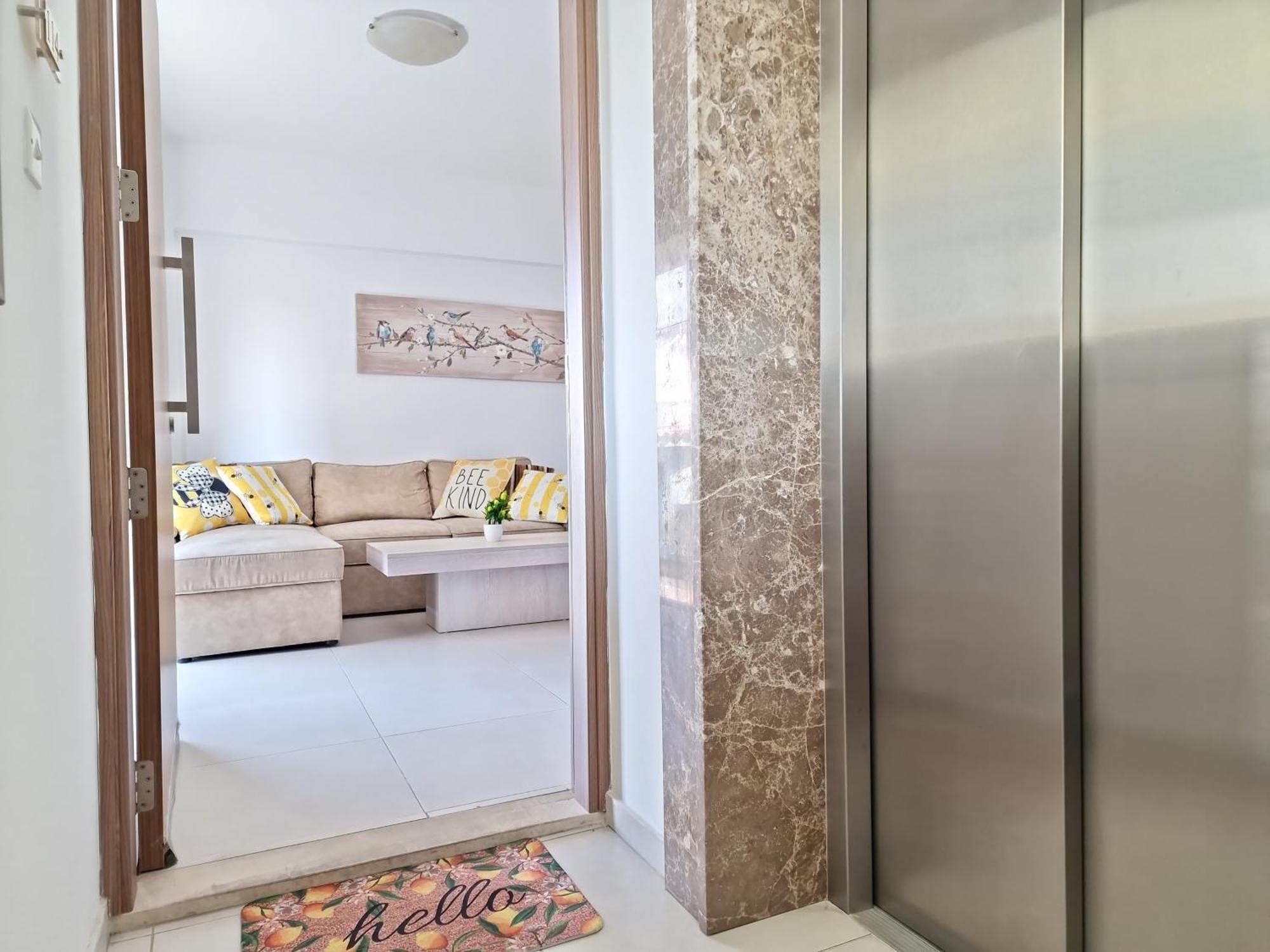 Lemon Paradise City Centre 200M From Beach لارنكا المظهر الخارجي الصورة